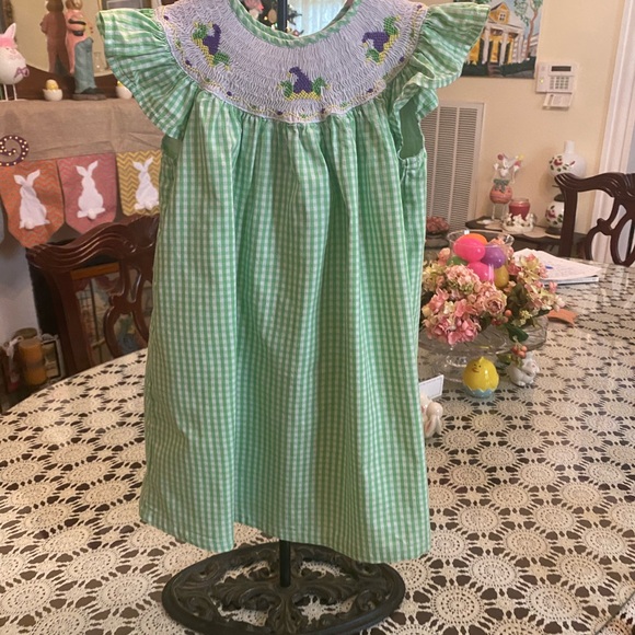 Bella Mia Kids Smocked Toddler Girls Mardi Gras Theme Dress size 3T - Picture 16 of 16